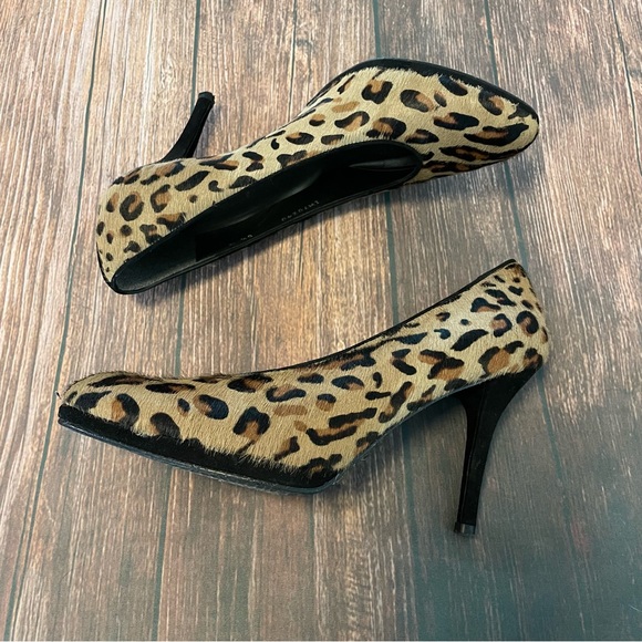 Stuart Weitzman Animal Print Pumps Size 6.5 - Picture 8 of 9
